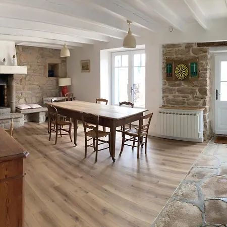 בית נופש Maison De A A 800 M De La