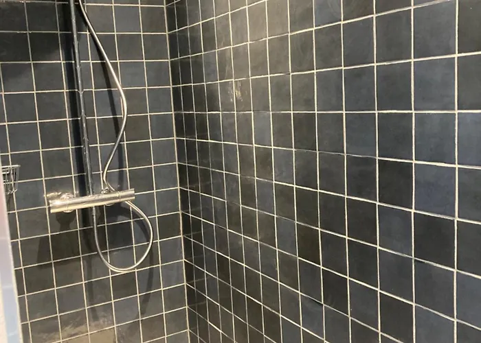 Maison De A A 800 M De La *